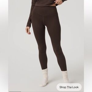 Vuori Textured Chilled Out Legging in Java Houndstooth